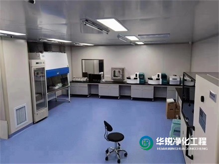 在檢驗(yàn)科裝修時(shí)，如何確保施工質(zhì)量和進(jìn)度？